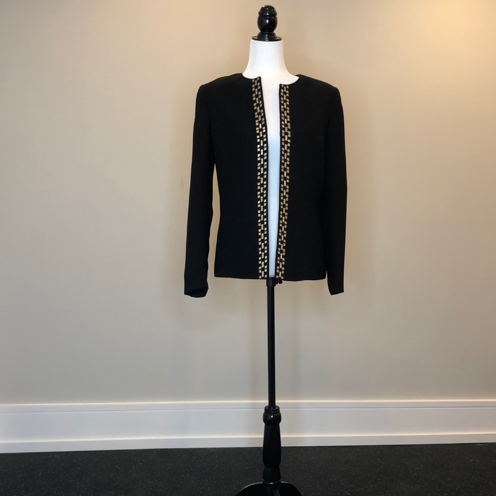 FINAL SALE! Tahari black blazer